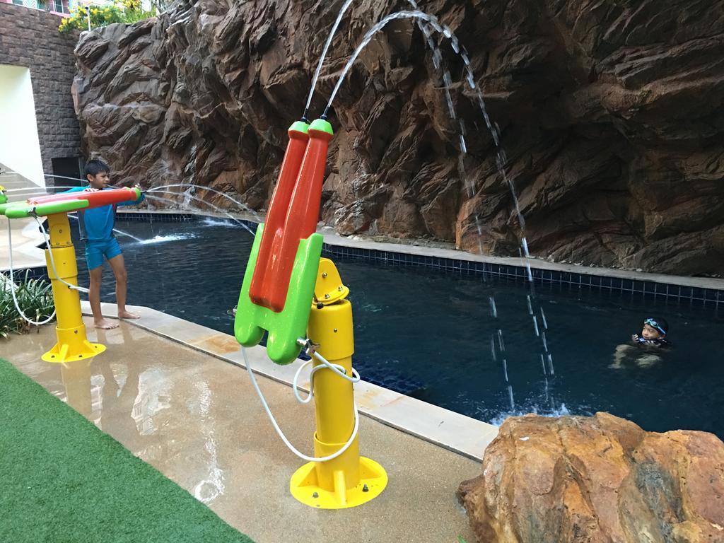 Grand Caribbean Resort Jomtian Pattaya Exterior photo