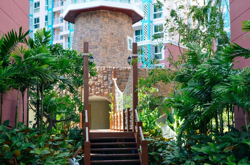 Grand Caribbean Resort Jomtian Pattaya Exterior photo